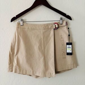 Tommy Hilfiger Chino Tan Hollywood Skort with Belt NWT Size 4 Women’s